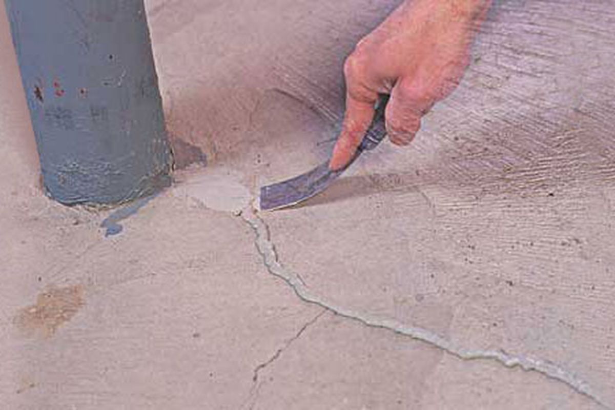 Concrete crack repair