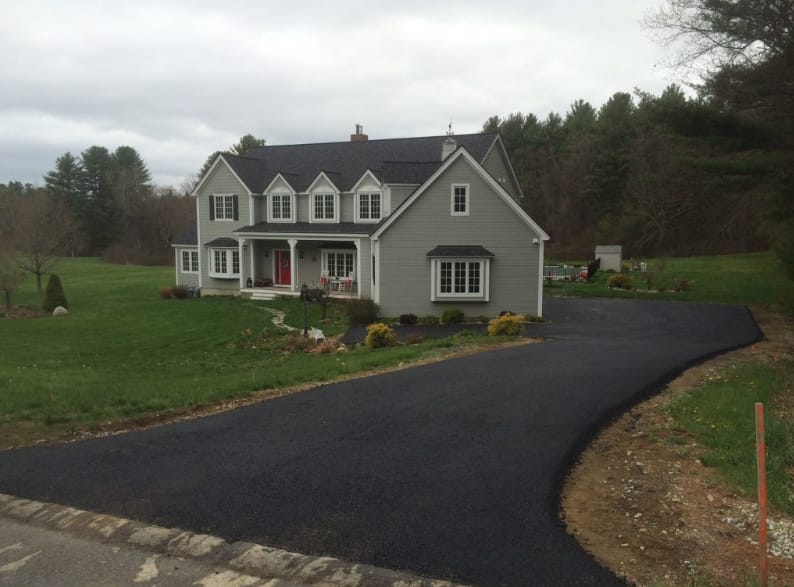 asphalt driveway paving