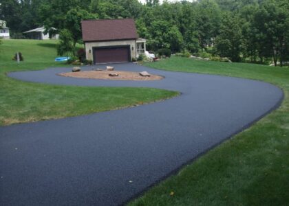 asphalt driveway paving