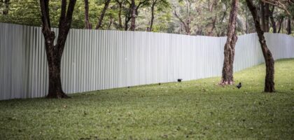 solid site fencing